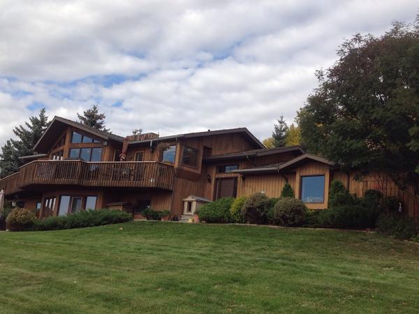Housesitting assignment in Red Deer, AB, Canada