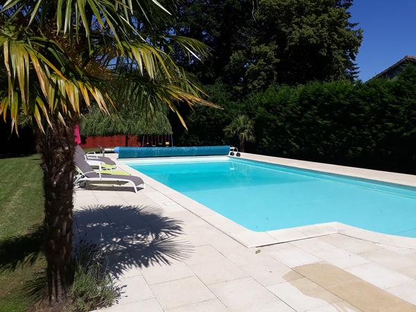 Housesitting assignment in Couhé, France