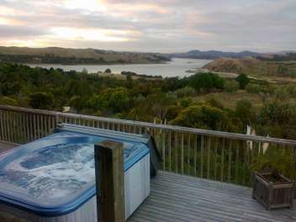 Housesitting assignment in Kaiwaka, New Zealand
