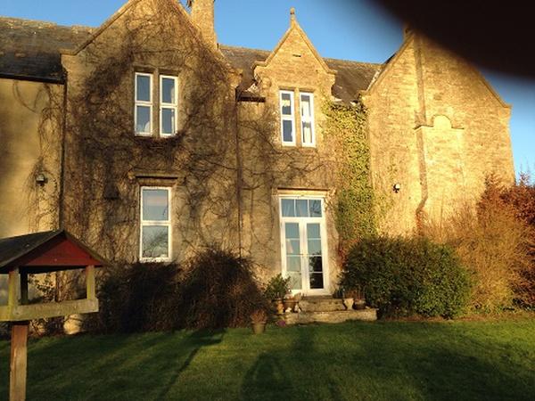 Housesitting assignment in Witney, United Kingdom