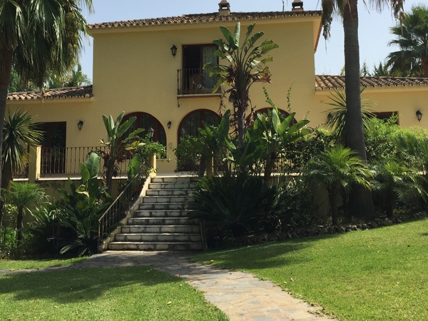 Housesitting assignment in Estepona, Spain