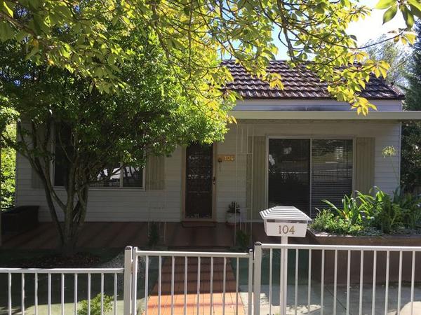 Housesitting assignment in Leura, New South Wales, Australia