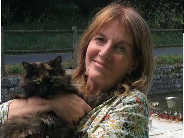 Sue from Chagny, France