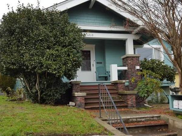 Housesitting assignment in Bremerton, Washington, United States