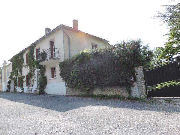 Housesitting assignment in Graves-Saint-Amant, France