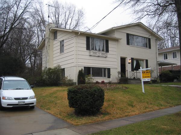 Housesitting assignment in Silver Spring, Maryland, United States