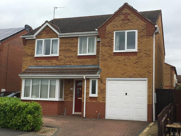 Housesitting assignment in Corby, United Kingdom