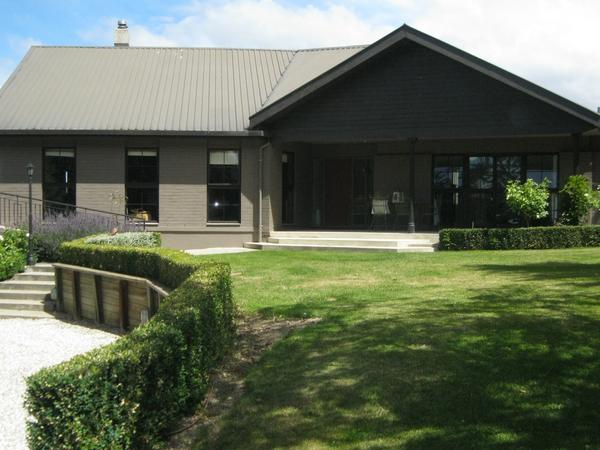 Housesitting assignment in Cromwell, New Zealand