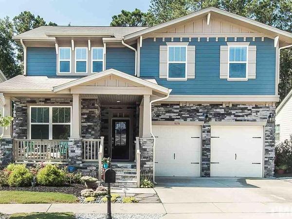 Housesitting assignment in Fuquay-Varina, North Carolina, United States
