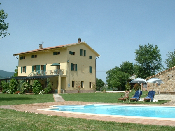 Housesitting assignment in Cingoli, Italy
