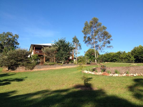 Housesitting assignment in Tinaroo Falls, QLD, Australia