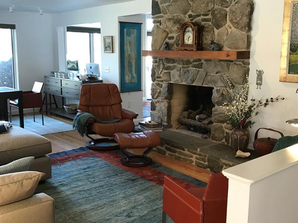 Housesitting assignment in Stratham, NH, United States