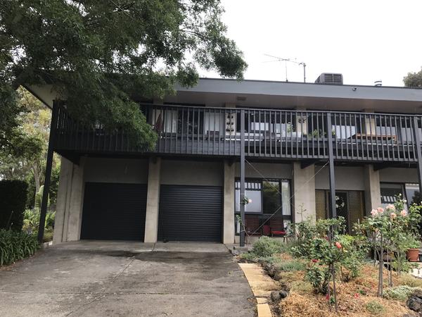 Housesitting assignment in Mornington, Victoria, Australia