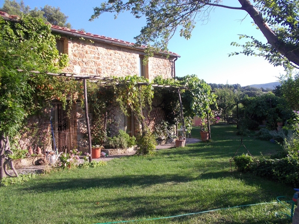 Eva from Massa Marittima, Italy