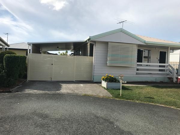 Housesitting assignment in Beenleigh, Queensland, Australia