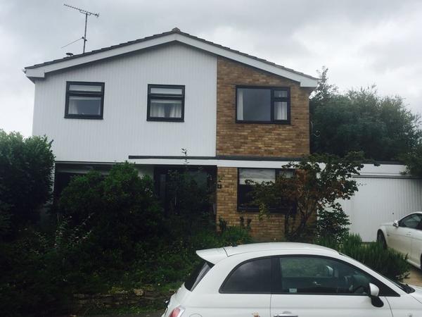 Housesitting assignment in Cheltenham, United Kingdom