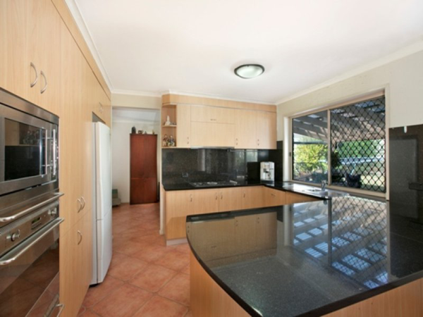 Housesitting assignment in Alexandra Hills, QLD, Australia