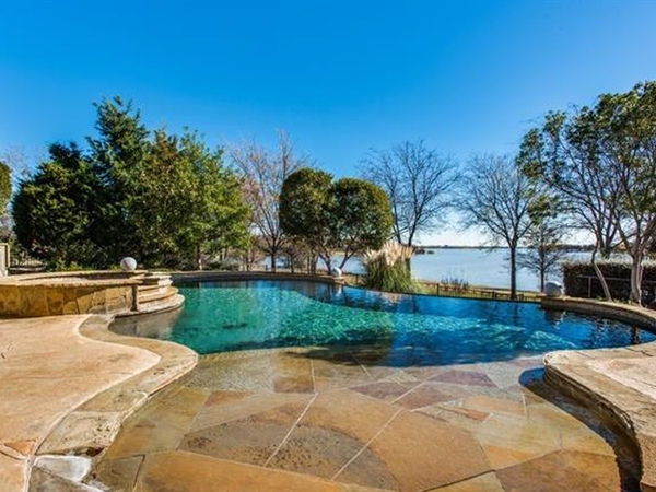 Housesitting assignment in Little Elm, Texas, United States