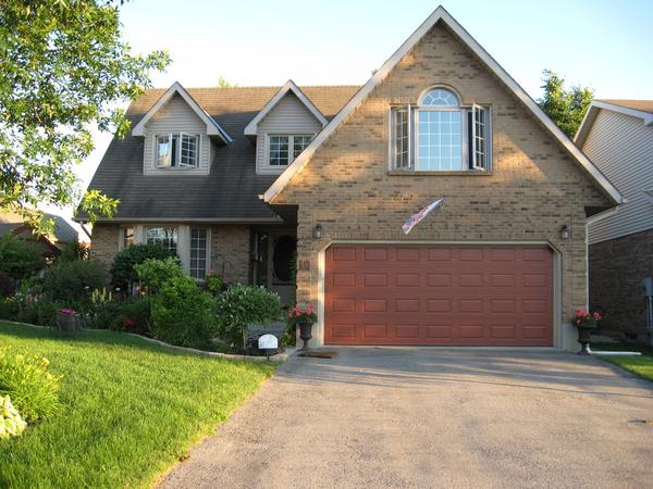 Housesitting assignment in St. Thomas, Ontario, Canada