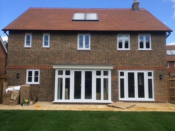 Housesitting assignment in Horley, United Kingdom