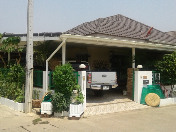 Duncan & Uthorn from Phitsanulok, Thailand