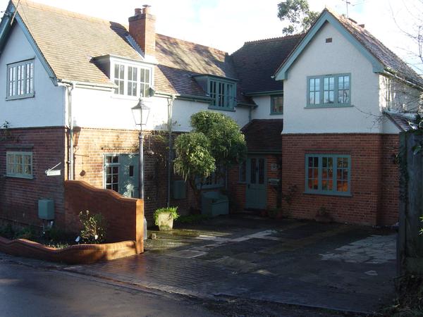 Housesitting assignment in Cookham, United Kingdom