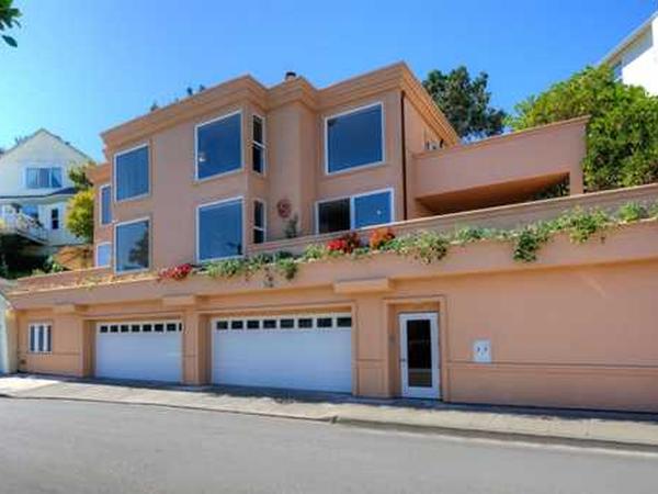 Housesitting assignment in Sausalito, CA, United States