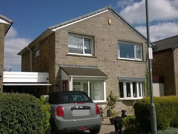 Housesitting assignment in Golcar, United Kingdom