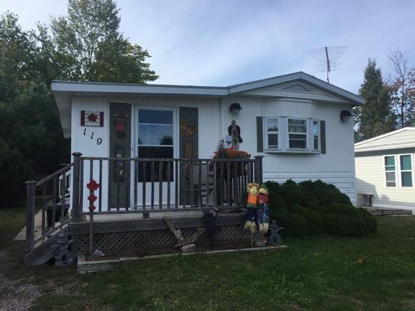 Housesitting assignment in Gravenhurst, ON, Canada
