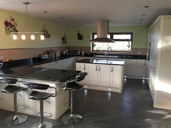 Housesitting assignment in Oldham, United Kingdom