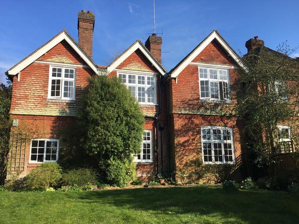 Housesitting assignment in Meonstoke, United Kingdom