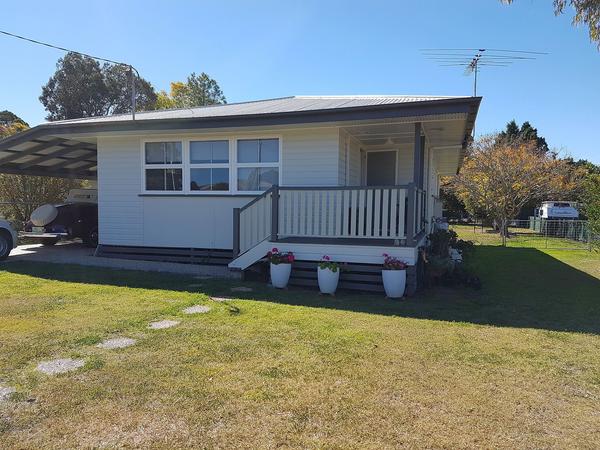 Housesitting assignment in Rosewood, Queensland, Australia
